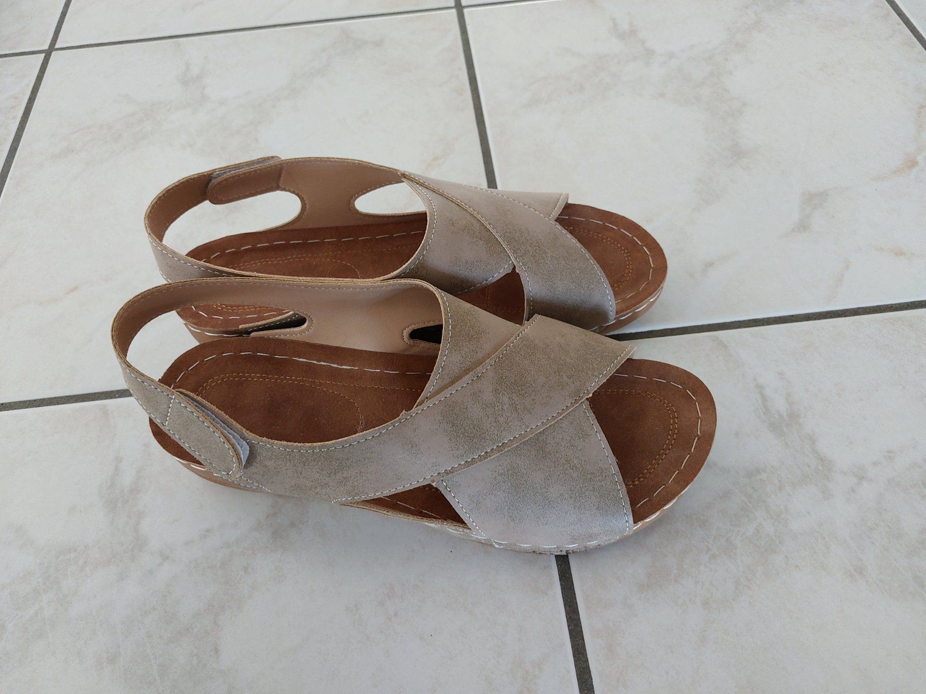 Scarpe da donna: Sandalen Neu Gr.  42 – Usato da Schmitten FR venduto da ReniStern 1
