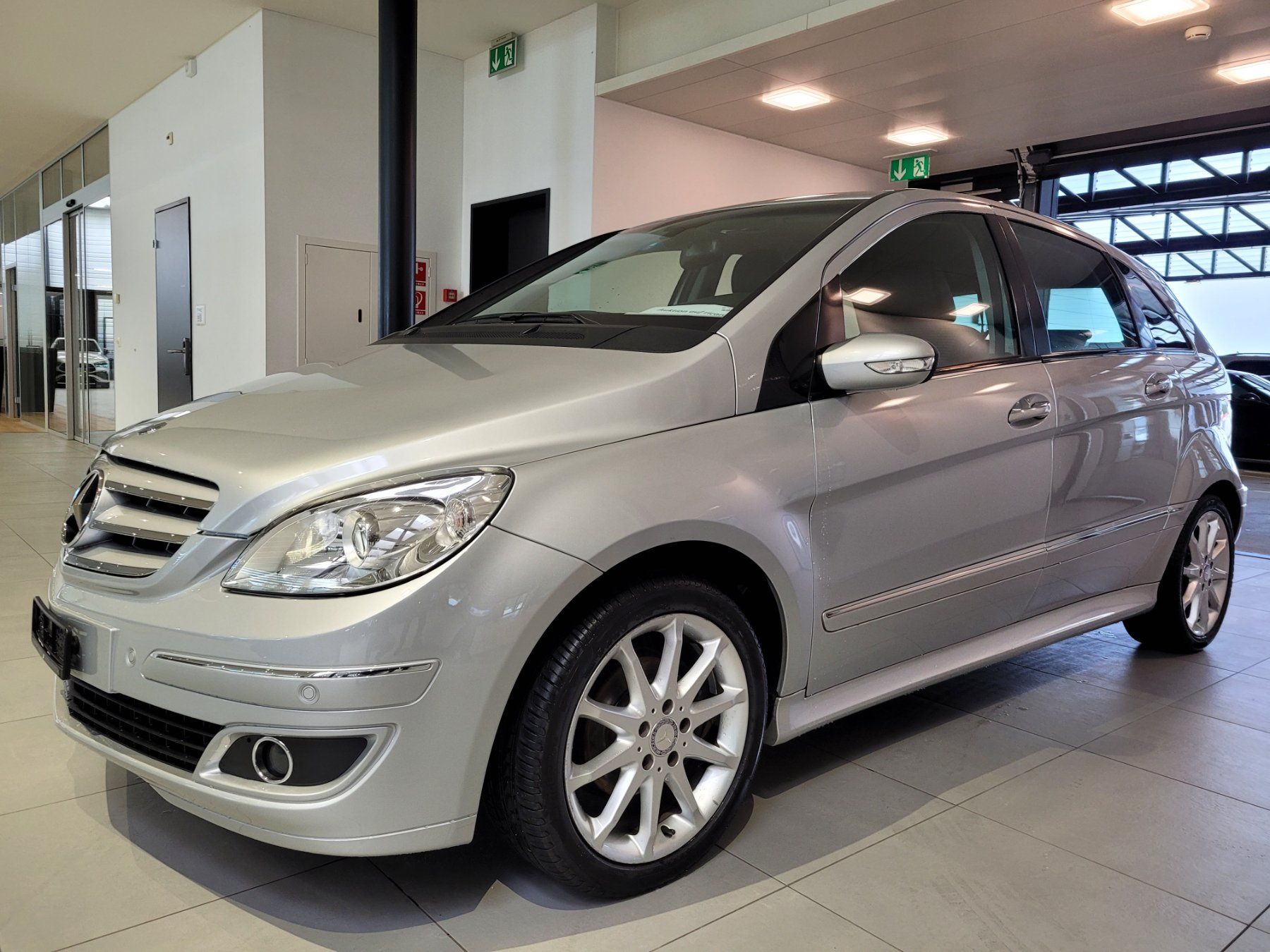 Mercedes-Benz Autos: Mercedes-Benz B 170 – Gebraucht aus St. Gallen von HirschAutomobileAG