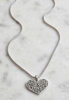 Collana con ciondolo a cuore traforato in acciaio inox