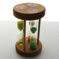Sanduhr 1- 2- 5-7 min. 9.6 cm zylindrisch Sanduhr im Buche