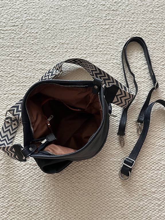 Fratelli Rossetti Sacs femmes: Leder Schultertasche Blau – D'occasion à Gais par yankeegirl 2