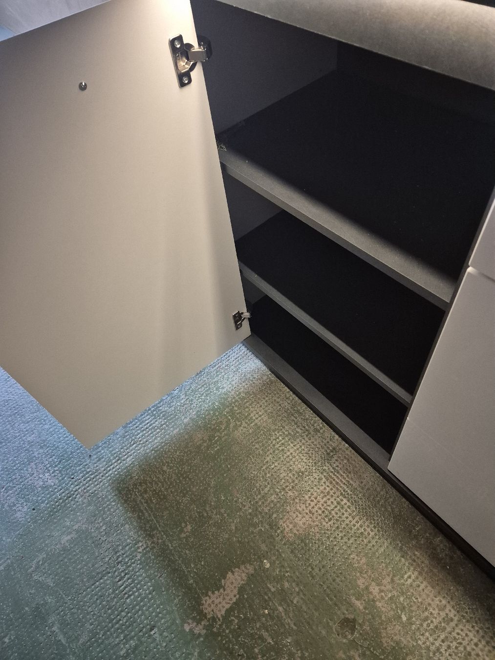 Credenze: buffet de salon  – Nuovo (secondo la descrizione) da Bôle venduto da guillou