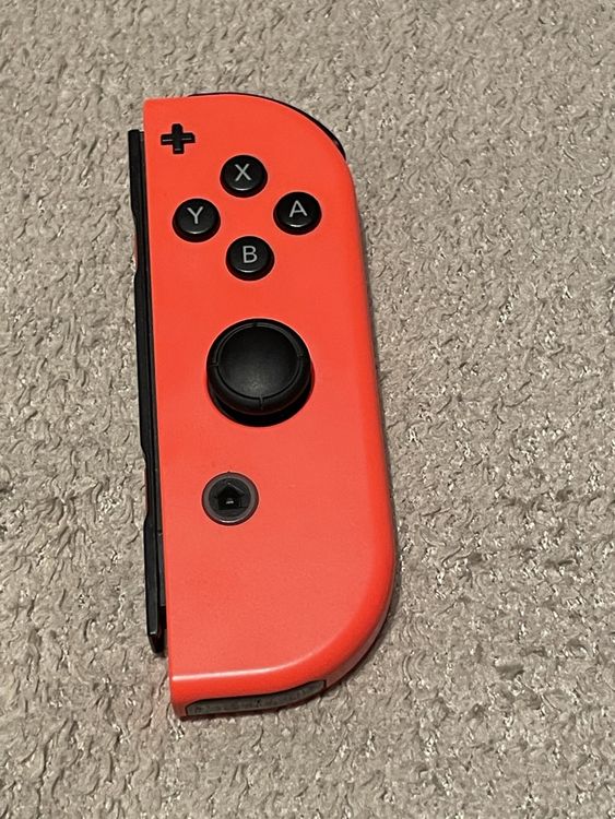 Nintendo Switch Rechter JoyCon (RTaste Defekt) Kaufen auf Ricardo