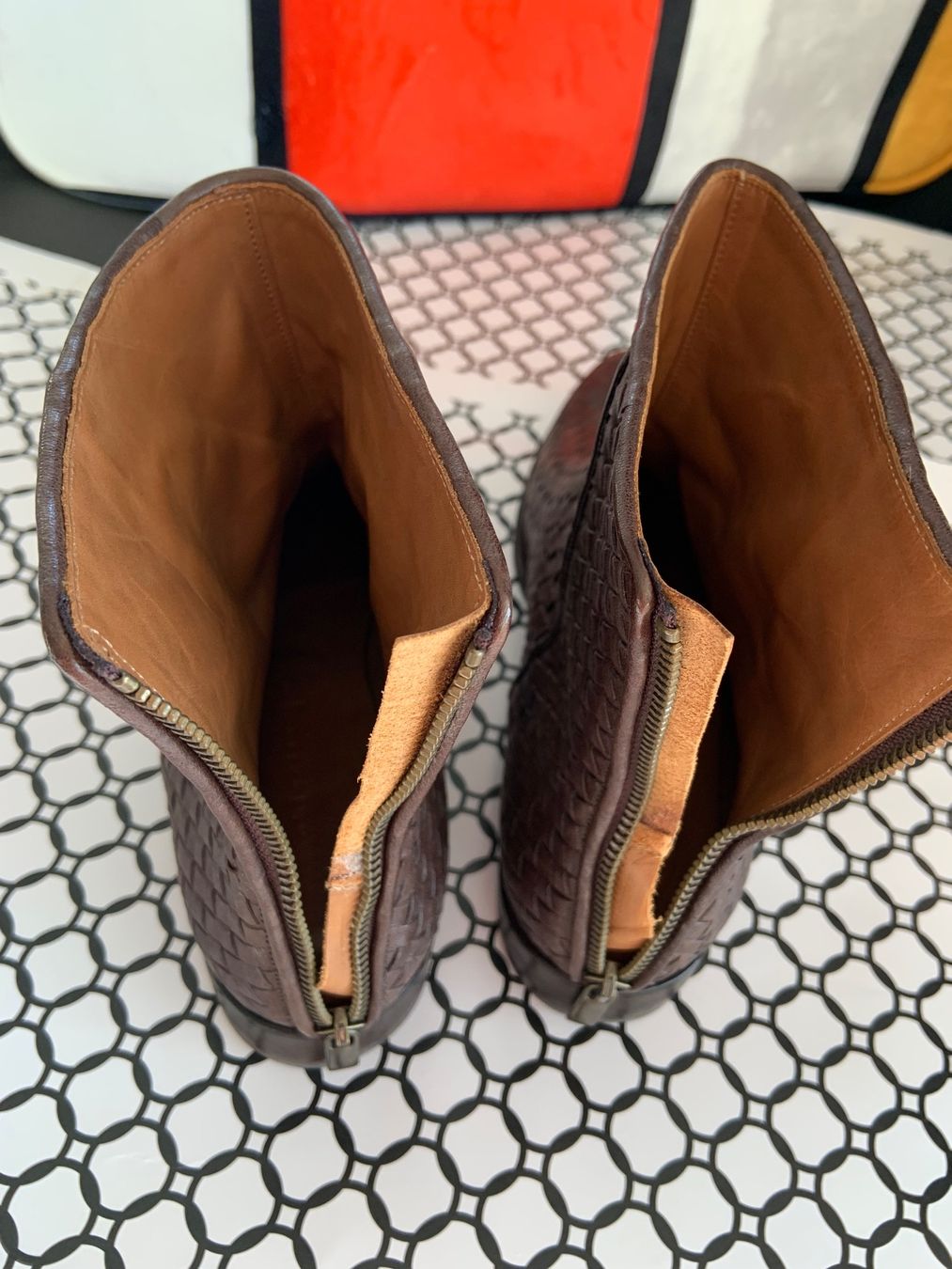 Damenschuhe: Geflochtene braune Stiefelette, Echtleder, Gr. 38.5 – Gebraucht aus Niederteufen von mix18 6
