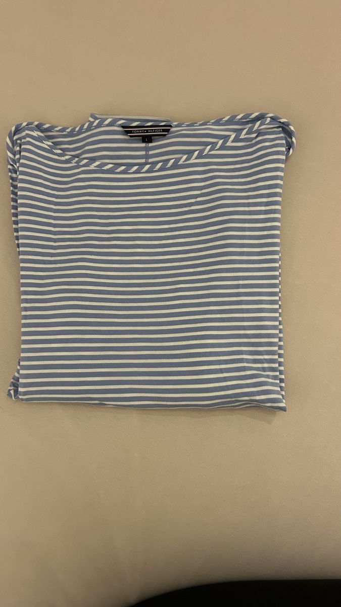 Tommy Hilfiger T-shirt: Tommy Hilfiger T-Shirt – Usato da Zürich venduto da han_fl5x