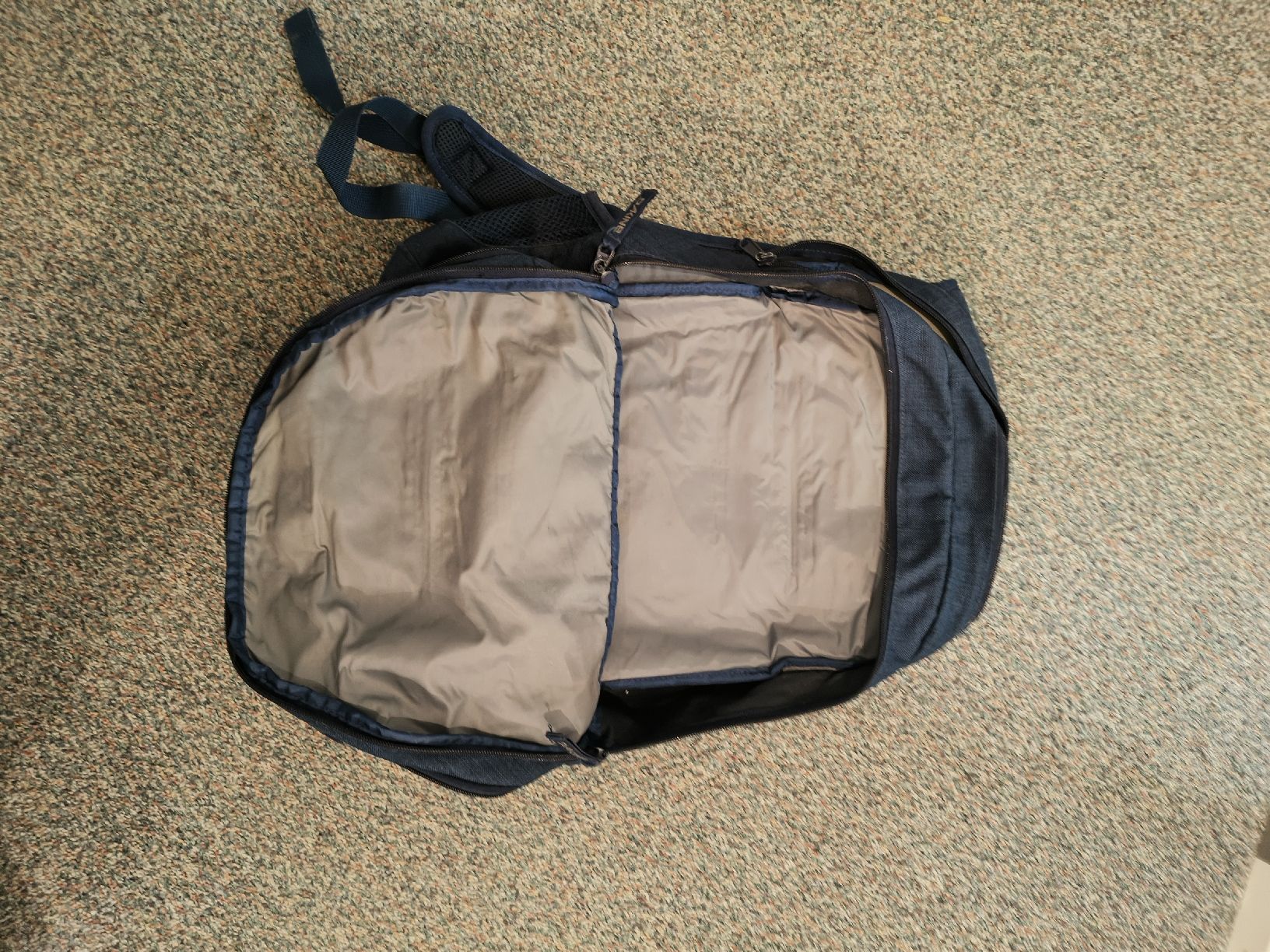 Dakine Zaini: Dakine Rucksack – Usato da Wangen b. Olten venduto da the_smithi 2