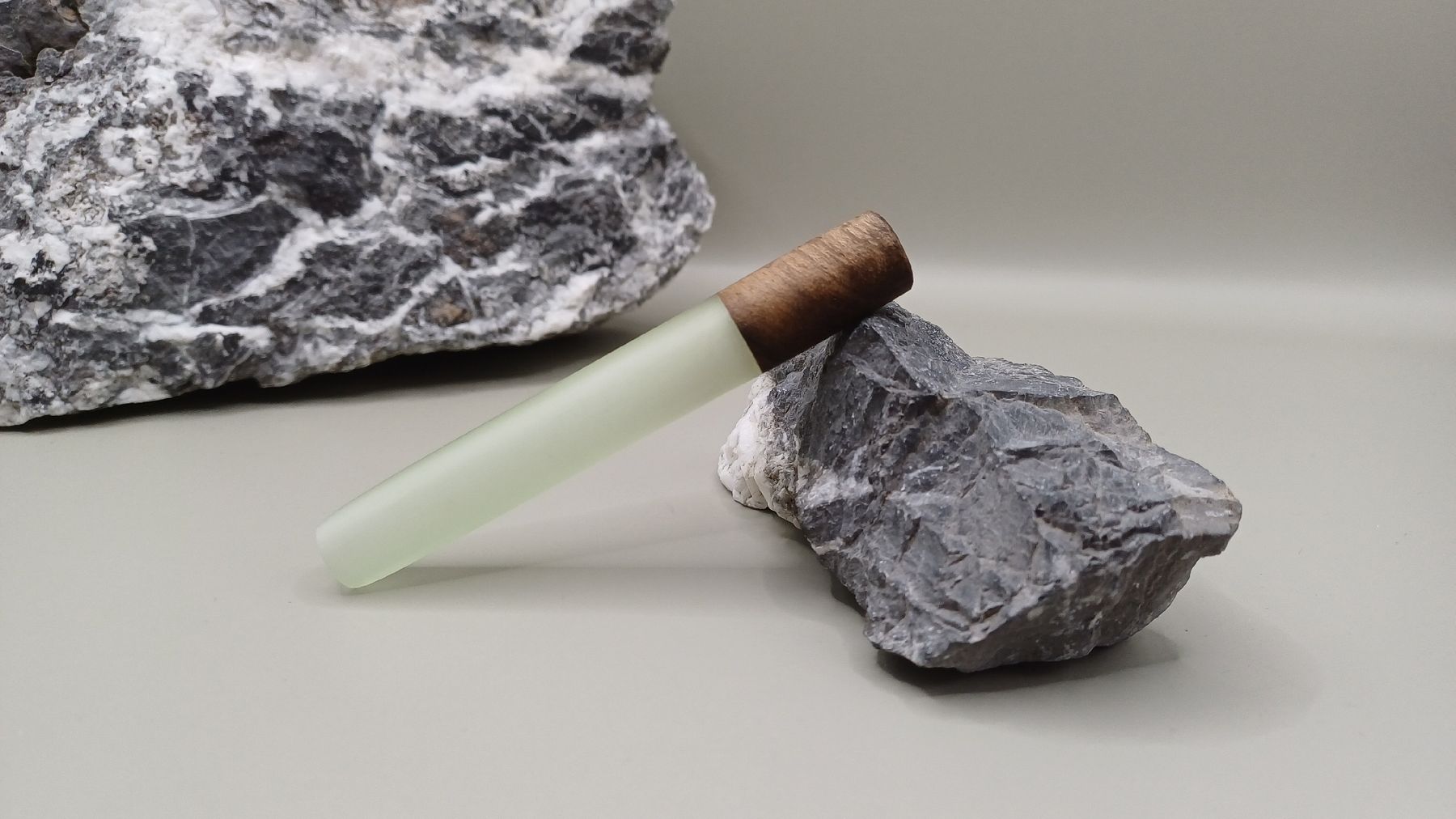 Altri Prodotti per fumatori: Dynavap Epoxy Emerald/Nussbaum – Nuovo e nell'imballaggio originale da Kloten venduto da Epoxygalaxy.ch 3