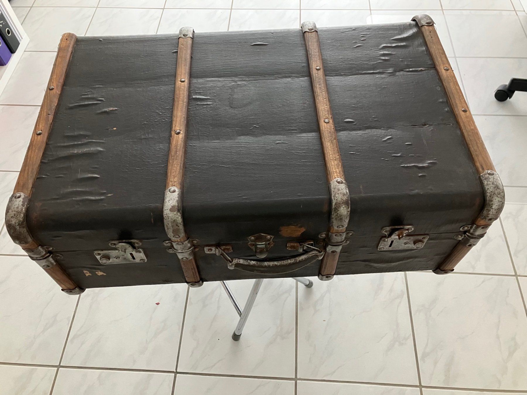 Valigie: Antiker Ueberseekoffer 70x44x27cm – Usato da Aarwangen venduto da concorde58