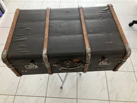 Antiker Ueberseekoffer 70x44x27cm