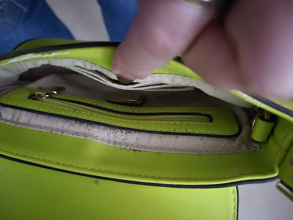 Borse da donna: Petit sac vert GUESS – Usato da Lausanne venduto da ser_6j2q 1