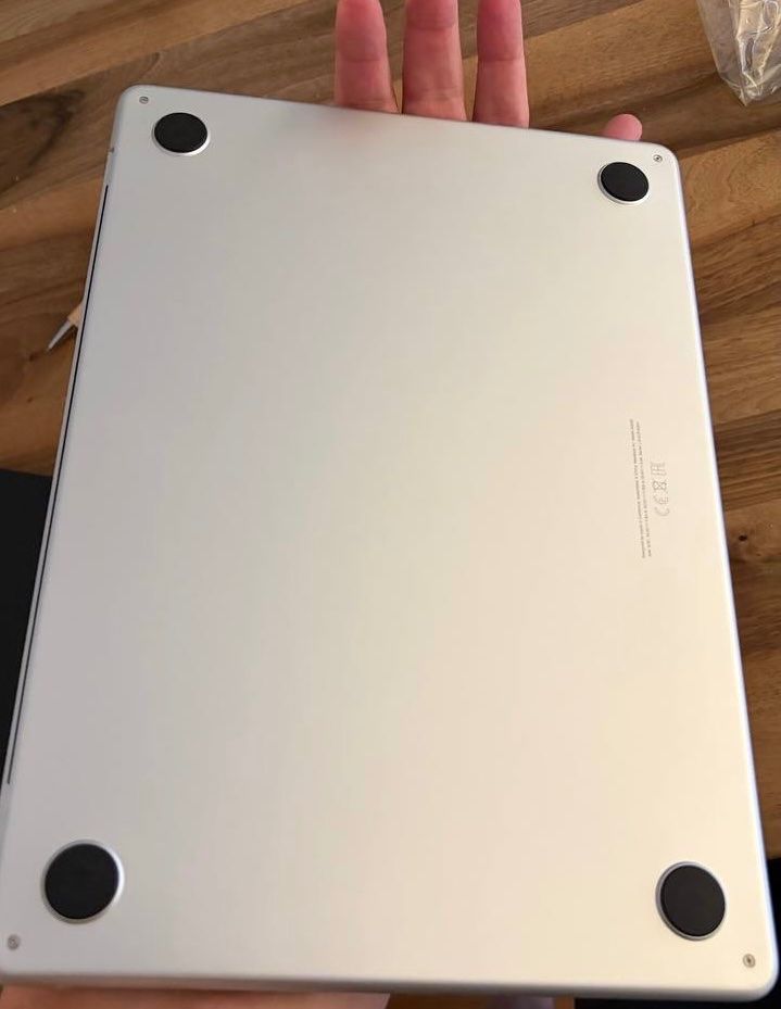 Apple Notebook: Apple MacBook Air 13“ M4 16GB RAM silber – Usato da Niederwangen BE venduto da OmarFresh 2