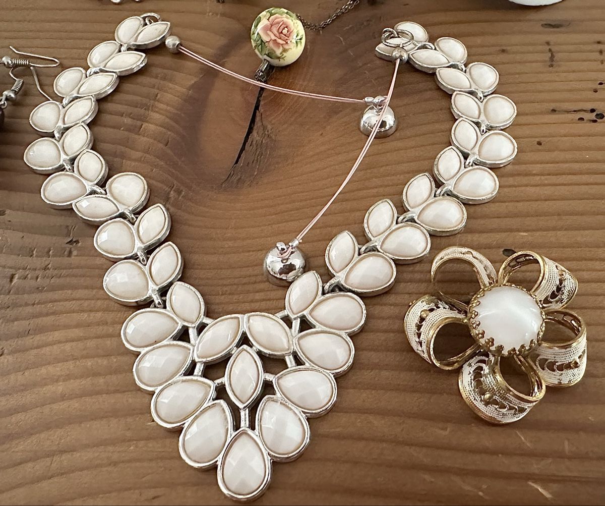 Sonstiger Schmuck: Vintage Modeschmuck Lot – Gebraucht aus Otelfingen von Jupi07 5