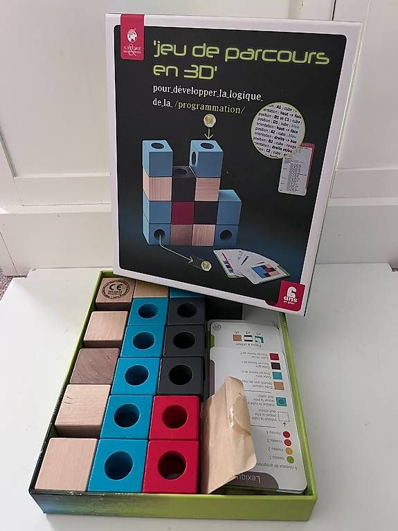 Kit di costruzioni: Jeu construction 3D - programmation dès 6 ans – Usato da Onnens VD venduto da thi_6rvw