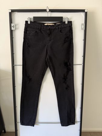 Zara Jeans Schwarz Destroyed Skinny W28