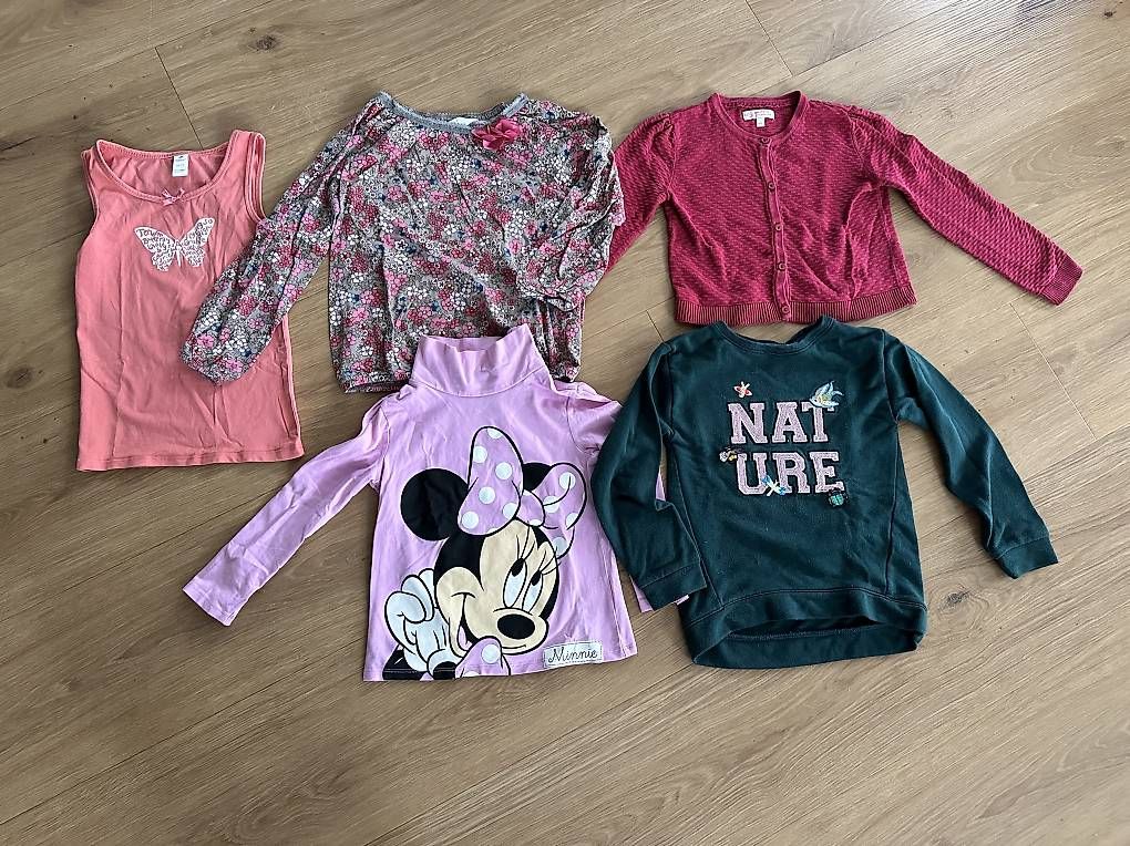 Lotti & Set di vestiti: Pullover Set inkl. Strickjacke 122 – Usato da Buchrain venduto da eule2109