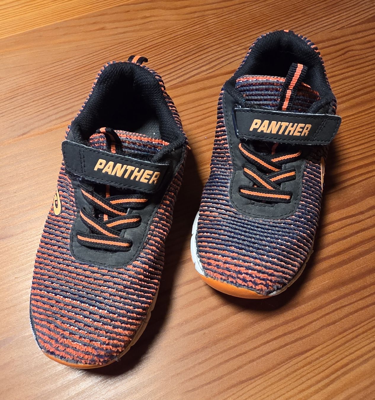 Scarpe per ragazzi: Turnschuhe Grösse 30 – Usato da Grünenmatt venduto da ras_7ksp
