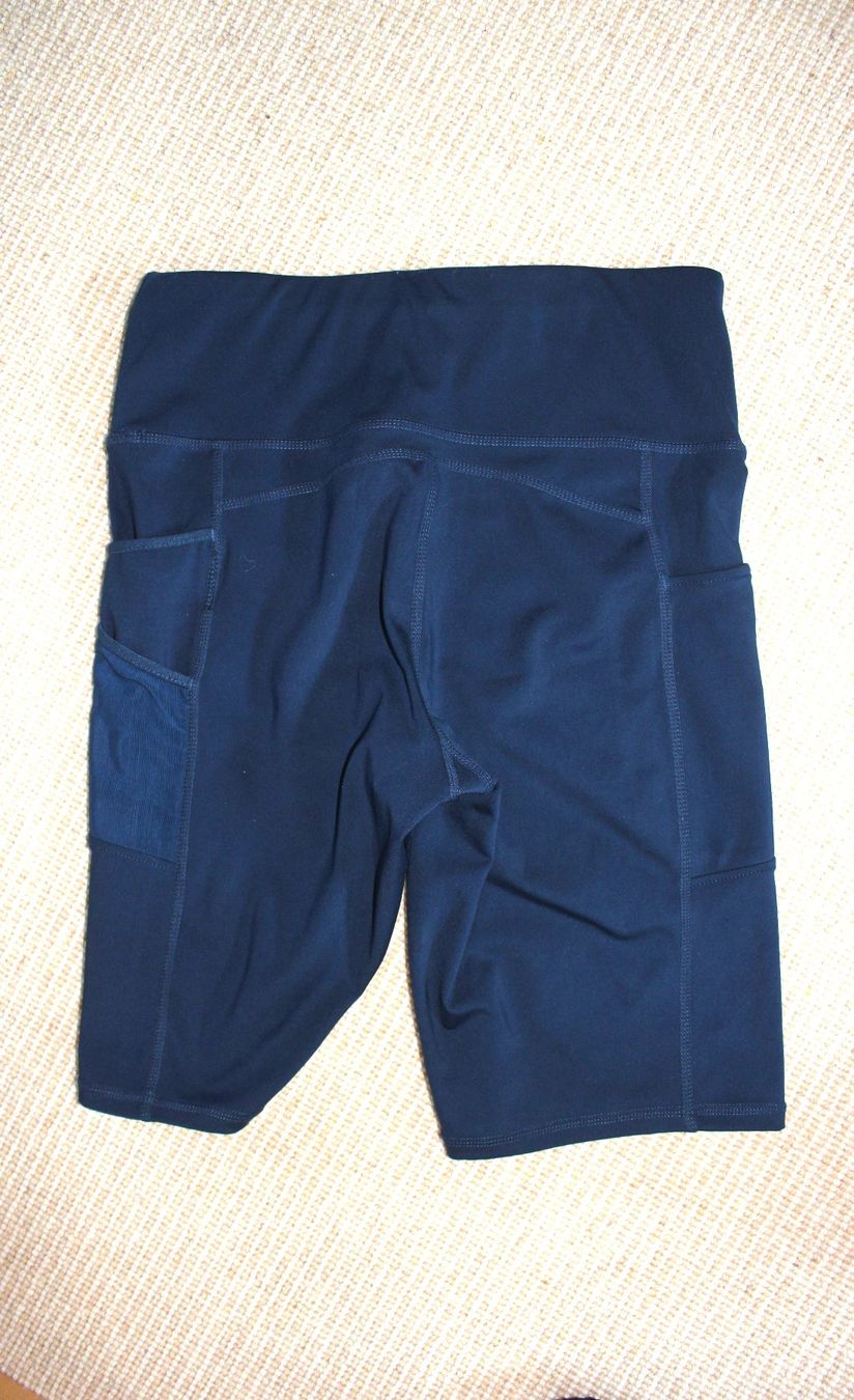 Hosen: Jogginhose kurz – Gebraucht aus Riken AG von Mariol02 1
