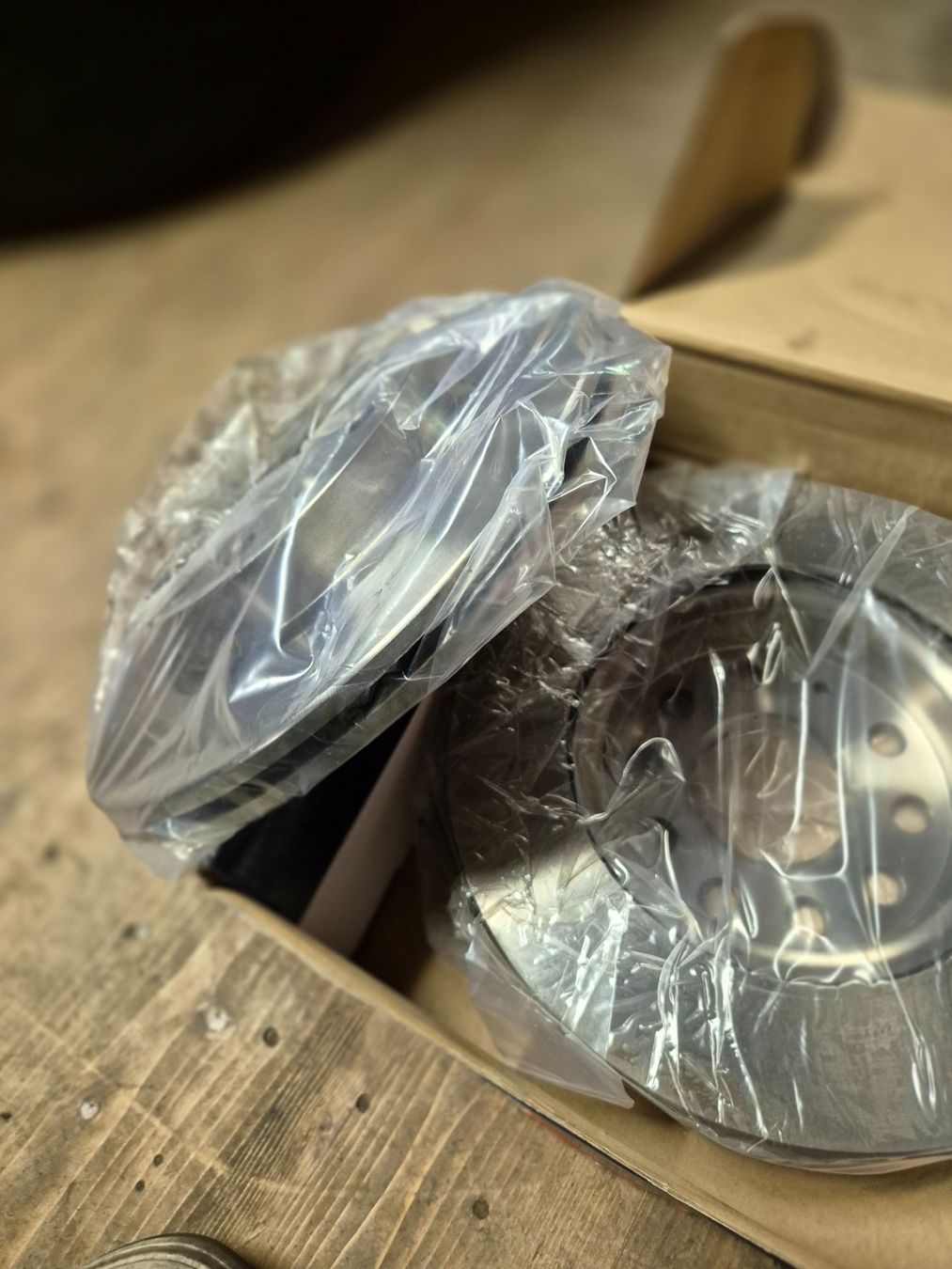 Tutti pezzi di ricambio auto: Vaico Bremsscheiben – Usato da brunnadern venduto da gtpower87 1