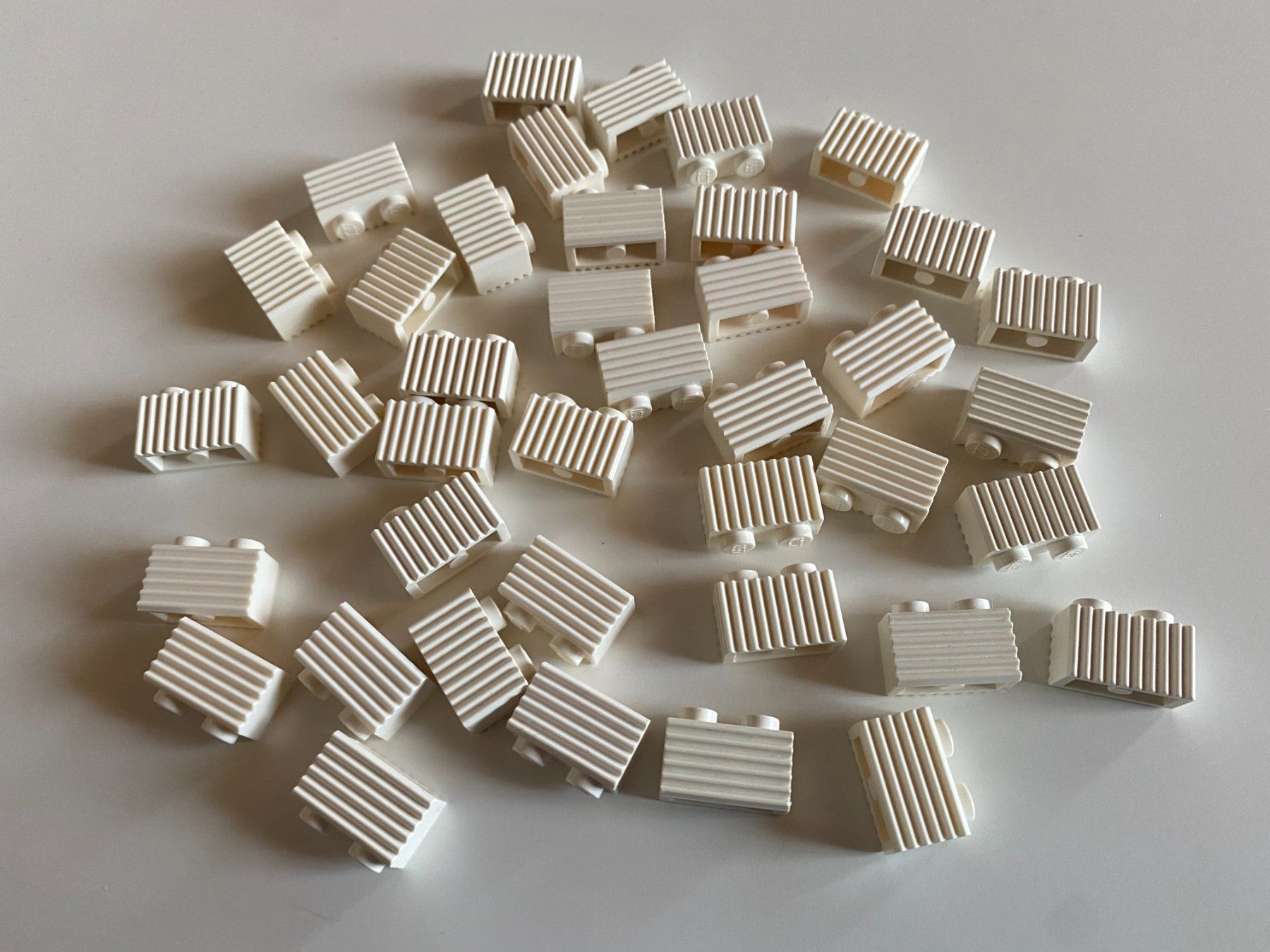 Lego Jouets: LEGO - 40 - WEISSE - RIPPENSTEINE – D'occasion à Gelterkinden par ajdt4