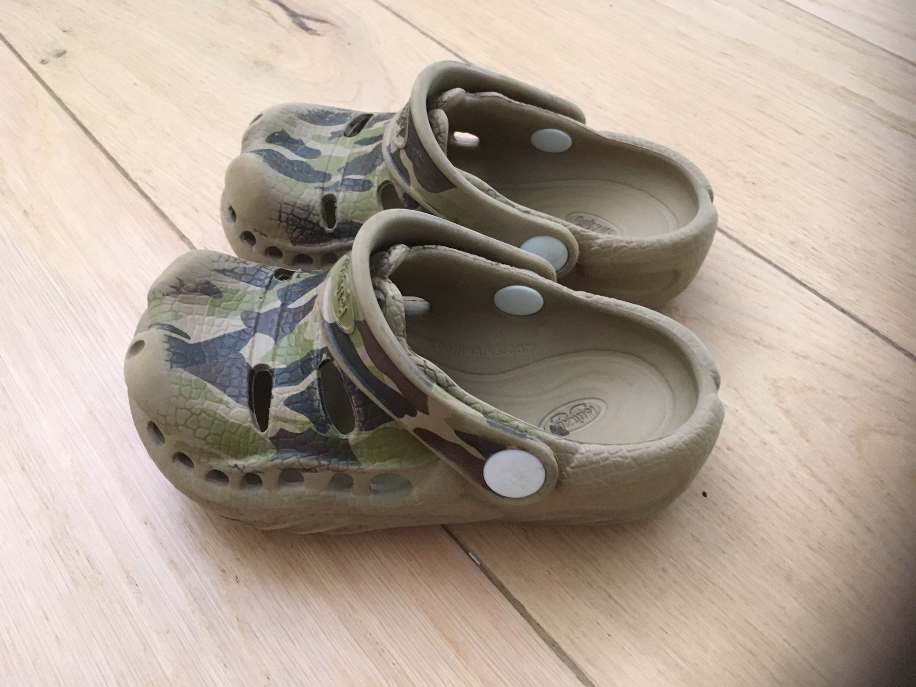 Scarpe per ragazzi: Sommer Crocks/ Sandalen Gr. 22-24 – Usato da Gächlingen venduto da Tara_devi 1