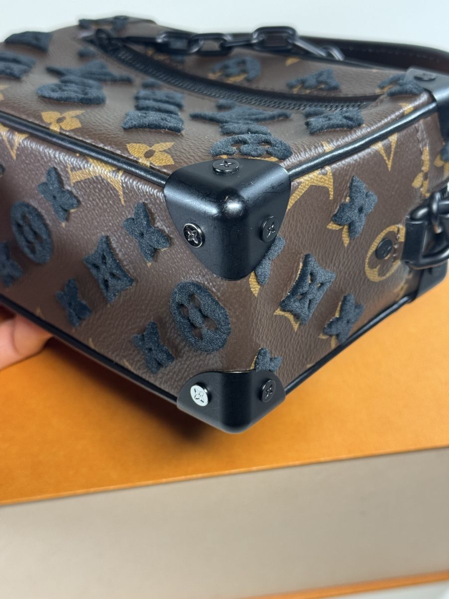 Louis Vuitton Borse: Louis Vuitton Mini Soft Trunk von Virgil Abloh – Nuovo (secondo la descrizione) da Ostermundigen venduto da hacelina 5
