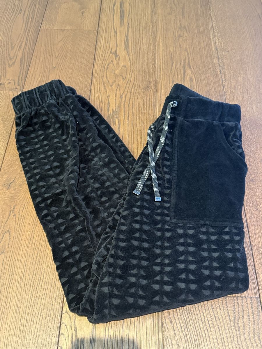 Bogner Pantaloni: Bogner Velour Trousers Black  – Usato da Pfäffikon SZ venduto da NicMarKom