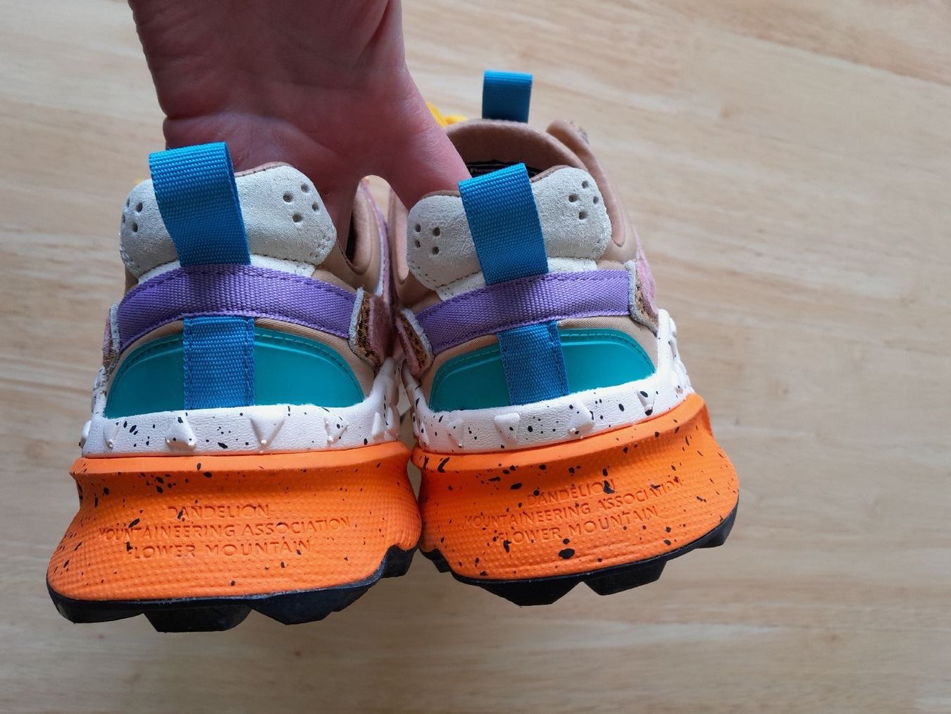 Scarpe da uomo: flower mountain 37 – Nuovo (secondo la descrizione) da Wettingen venduto da Sonnenkuss 1