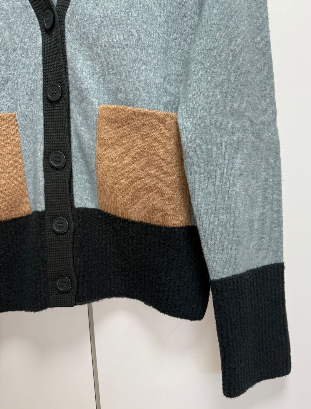 Cos Jacken: COS Strickjacke Damen Gr. S - 60% Wolle – Gebraucht aus Frauenfeld von LIL_NA 4