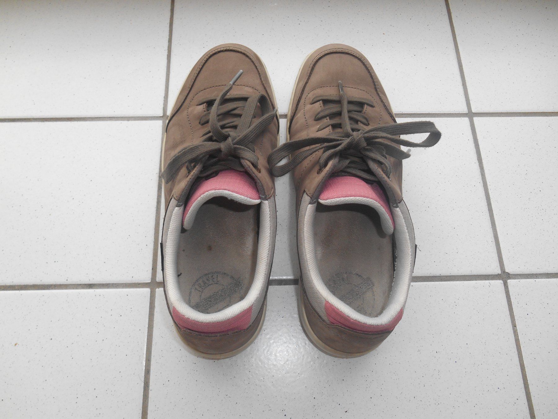 Lowa Chaussures femmes: Lowa Oakland GTX Wanderschuh Grösse 40 – D'occasion à Basel par chien008 3