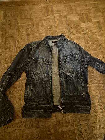 Veste Diesel en jean - Taille L - Idéale mi-saison!