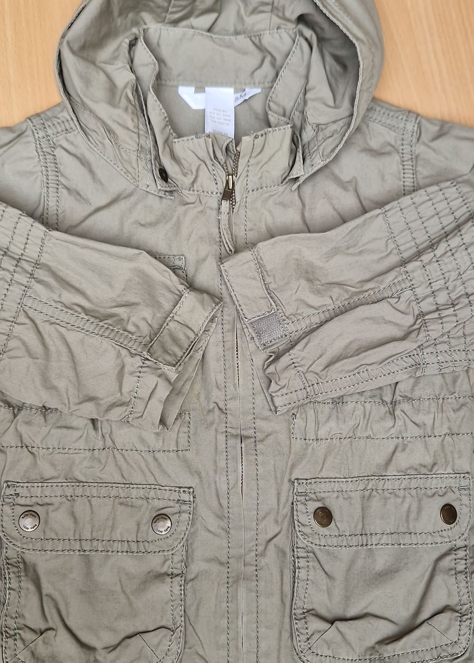H&M Jacken & Mäntel: Kinder Übergangsjacke mit Kapuze  – Gebraucht aus Hornussen von Rysrys