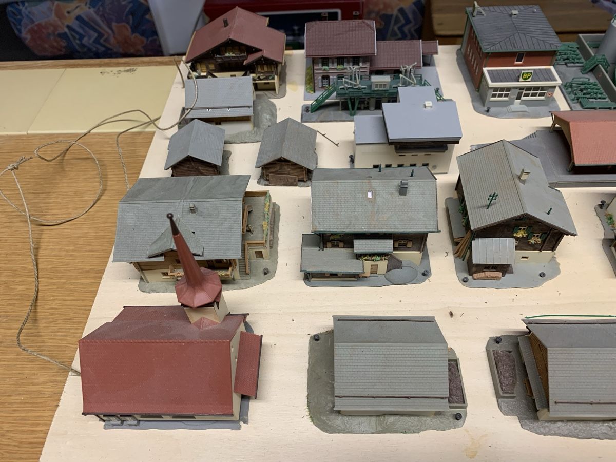 Modelleisenbahnen: Spur z Häuser gebraucht – Gebraucht aus Winden von EmilNeu 6