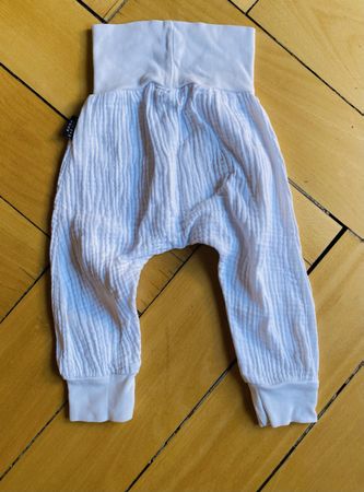 Baby Hose Musselin Weiss Grösse 62 guter Zustand