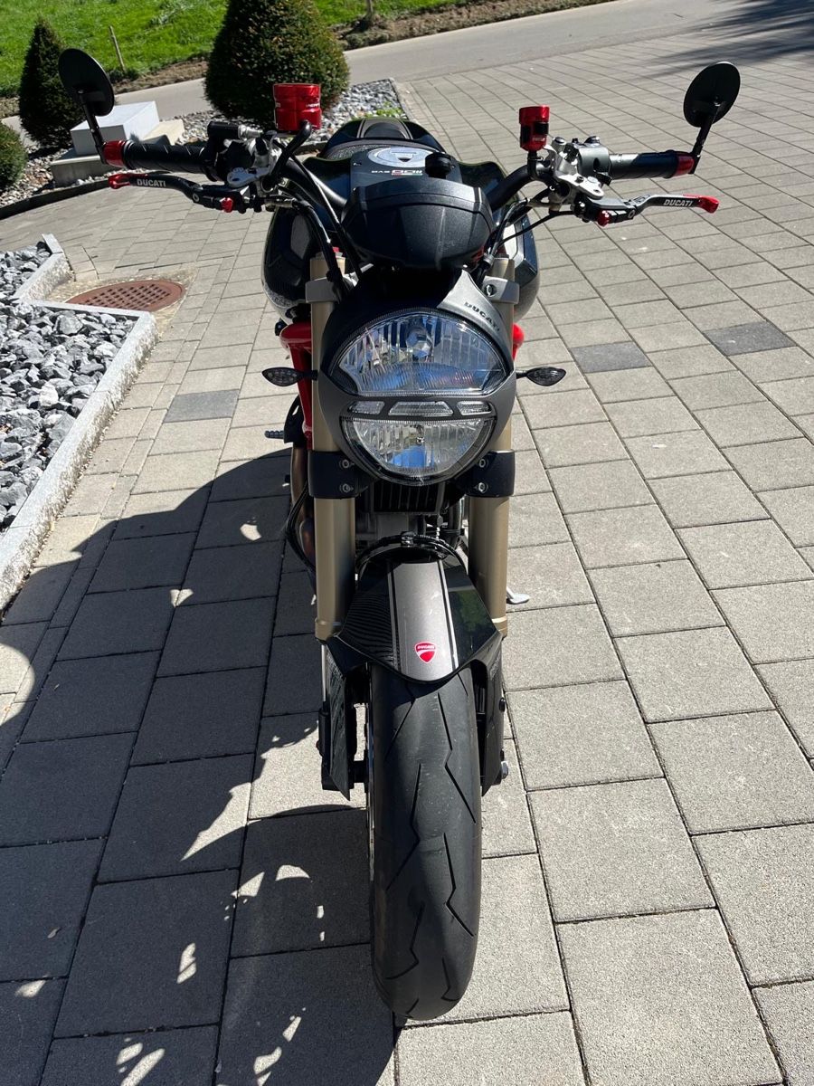 Ducati Strasse: Motorrad Ducati Monster 1100 evo – Gebraucht aus Belp von Daback 3