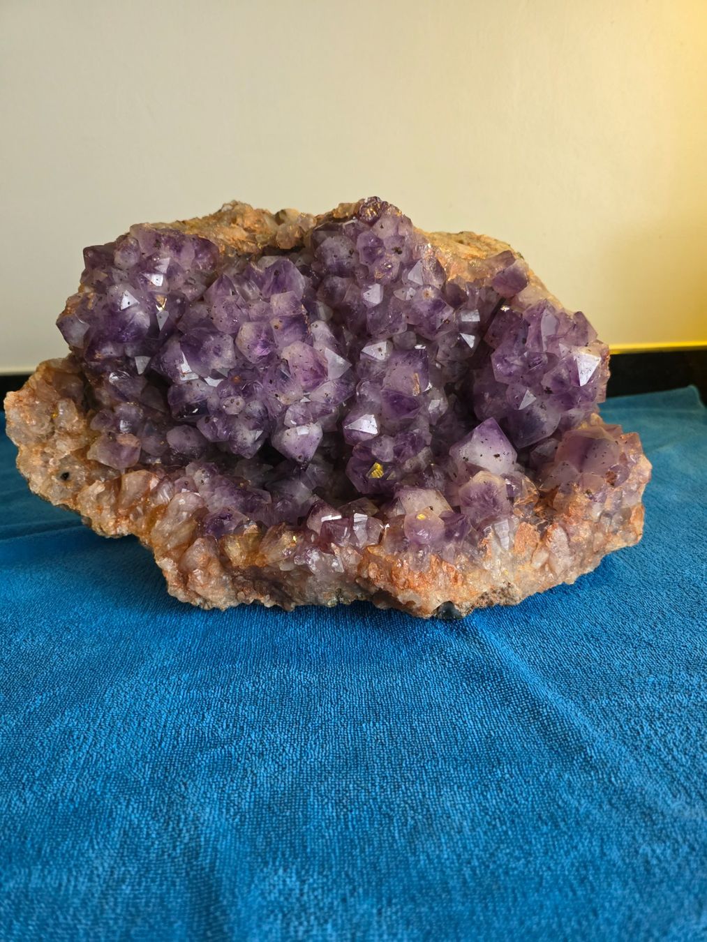 Minerali & Pietre curative: Amethyst-Stufe 11 kg – Usato da Villmergen venduto da stier74
