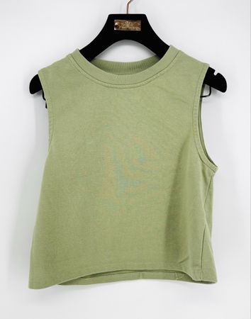 # WOMAN - Top Gr. M - PIECES #