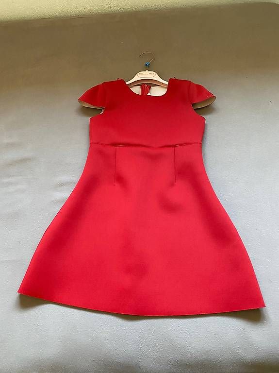 Kleider & Röcke: Miss Blumarine, Gr.6 – Gebraucht aus Minusio von may_5qgr
