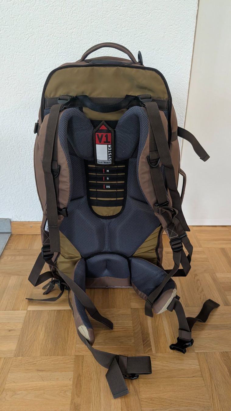 Tatonka Sacs à dos: Tatonka Trekking Rucksack 60l – D'occasion à Naters par Andba 9