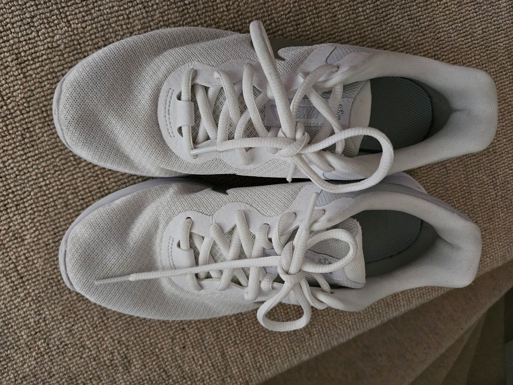Nike Chaussures hommes: Nike Turnschuhe 40 – D'occasion à Hünenberg par lexli06 1