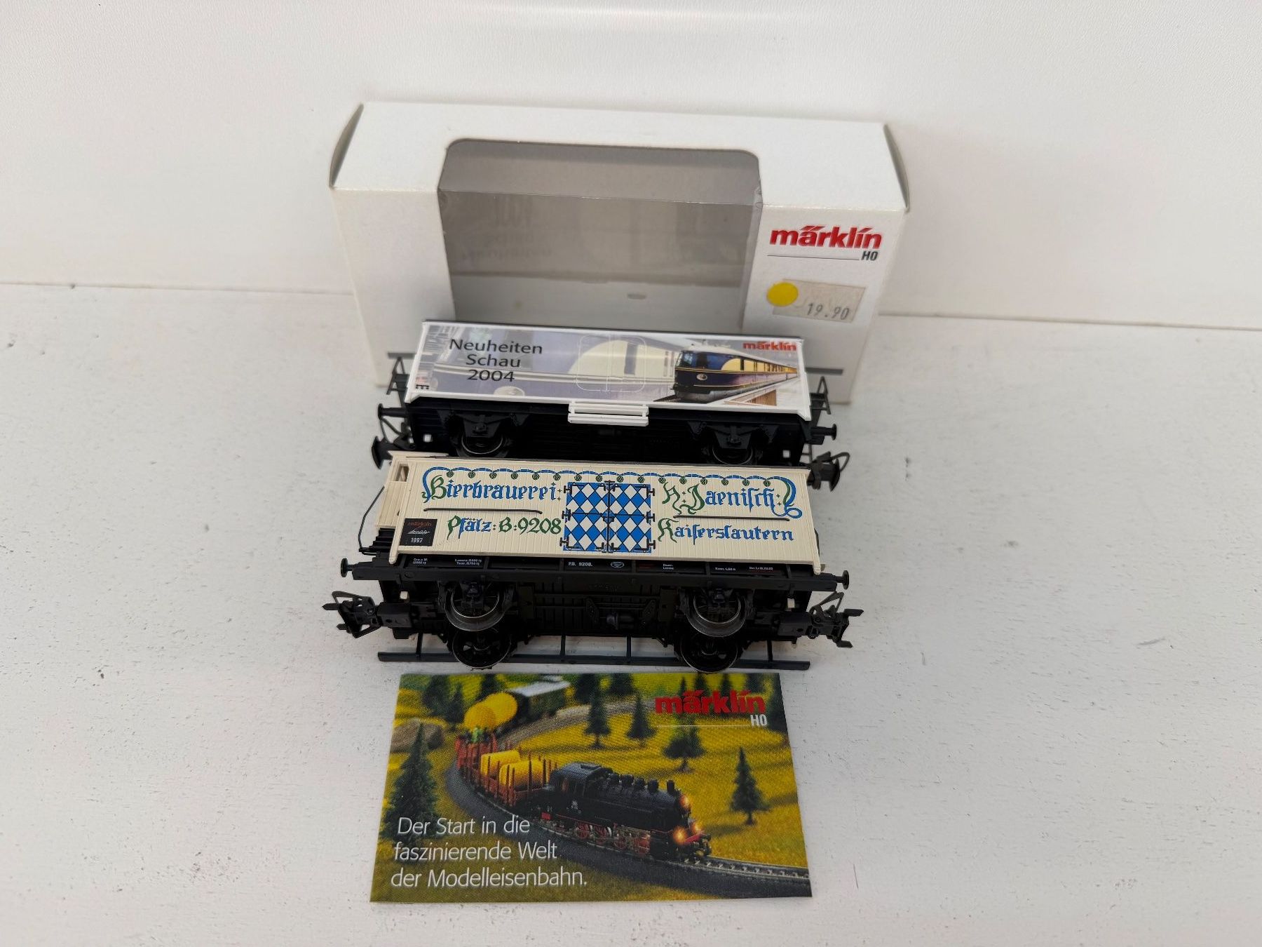 Märklin Modellini di ferrovie: Märklin 94230, 48921 Güterwagen DB gedeckte Wagen – Usato da Büsserach venduto da ModellbahnDepot 1