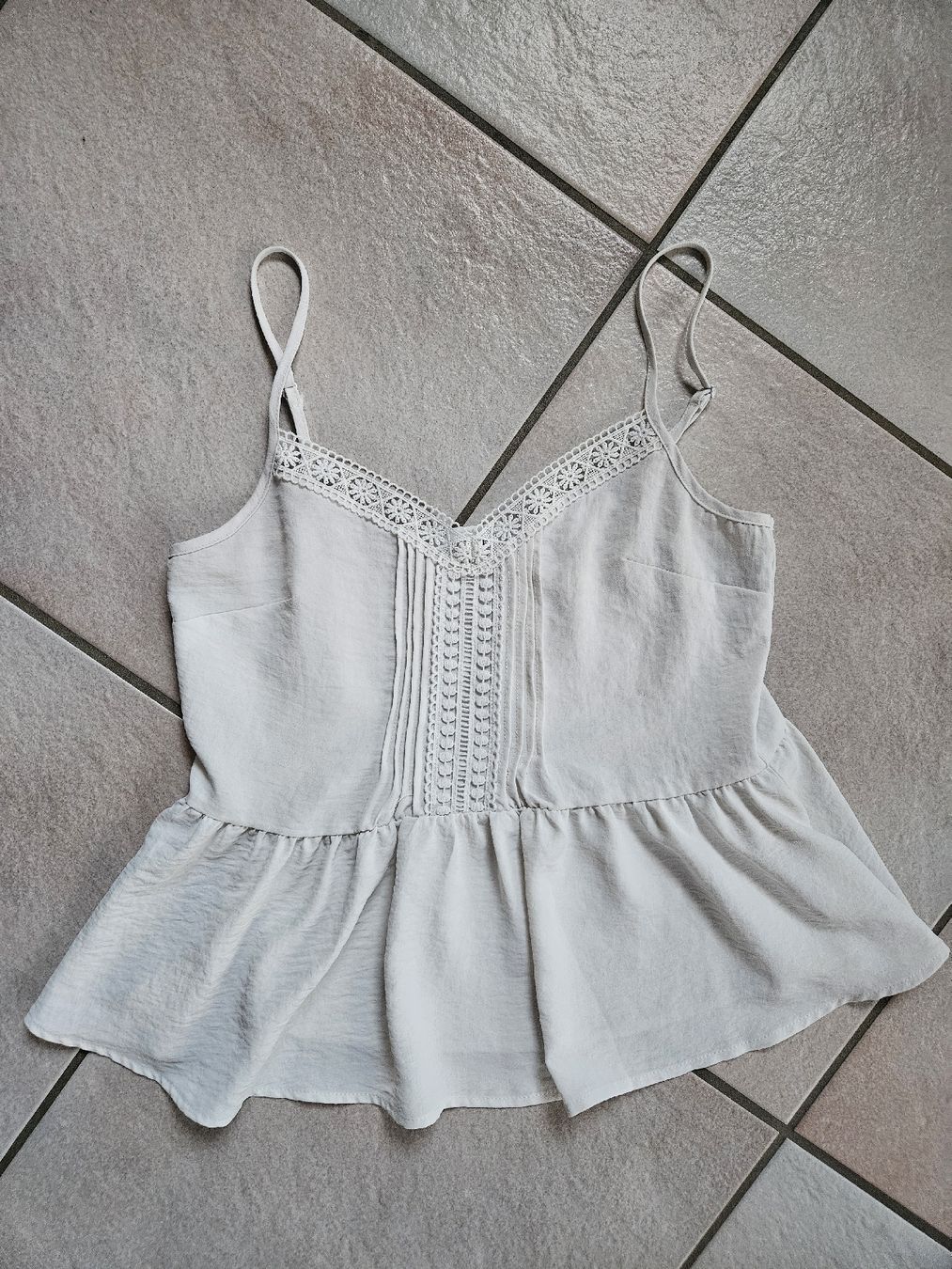 Tops: Haut taille S – Gebraucht aus Vétroz von sas_yln5