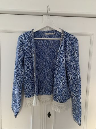 Rich&Royal Strickjacke Gr. S, blau-weiss, Fransen