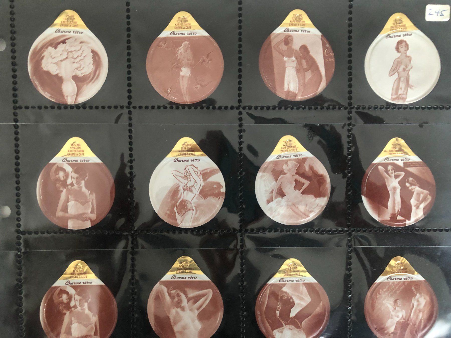 Kaffeerahmdeckel: Kaffeerahm-Deckeli Charme retro – Gebraucht aus Bassersdorf von sammelfloh 1
