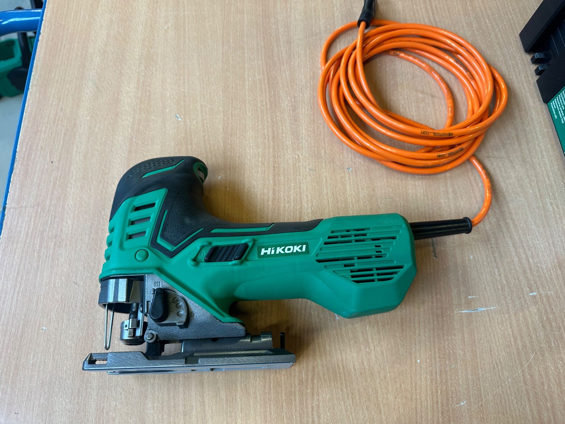 Hitachi Sägen: HIKOKI Stichsäge CJ160VA 160mm mit Stabgriff – Neu (gemäss Beschreibung) aus Uetendorf von Revotool