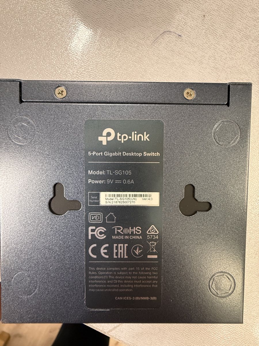 TP-Link Hubs & Switches: Switch tp-link 5 Ports – Gebraucht aus Schlatt ZH von Flaebe 2