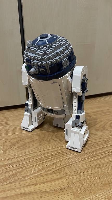 Kit di costruzioni: Lego Star Wars R2-D2 – Usato da Biel-Benken BL venduto da Nick_3j8 1
