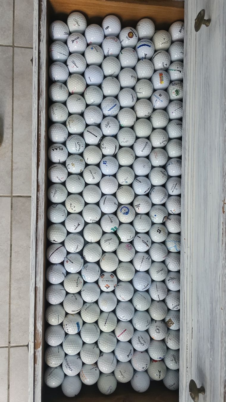 Palloni: 25 balles de golf marque divers – Usato da Vétroz venduto da Thierry.M35