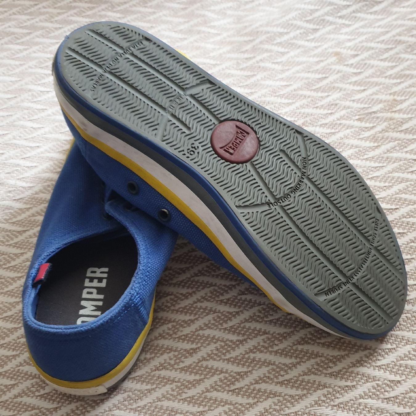 Camper Damenschuhe: Camper toller Sneaker Gr. 39 – Neu (gemäss Beschreibung) aus Frenkendorf von Moon111 1