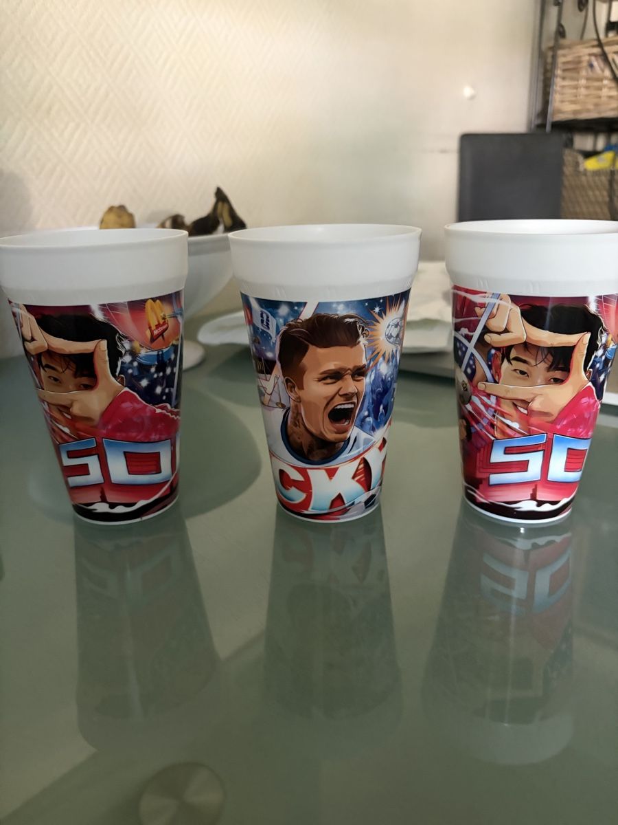 Contenitori & Simili: Mc Donalds Fussball Becher – Nuovo (secondo la descrizione) da Basel venduto da Brunner.T