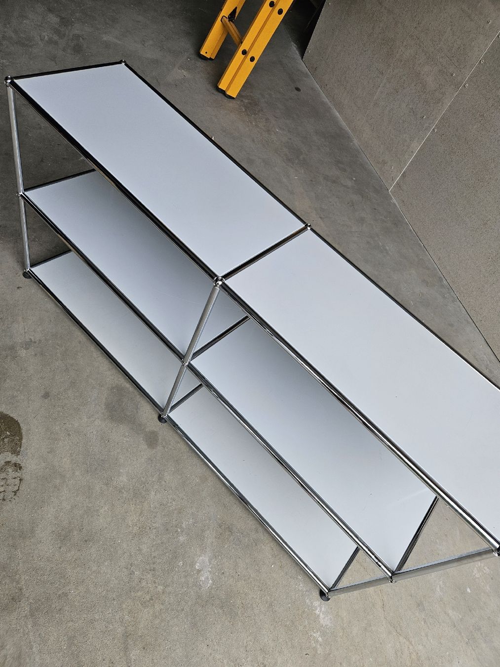 Scaffali: USM Regal in lichtgrau – Usato da Brittnau venduto da Lexmark77 1
